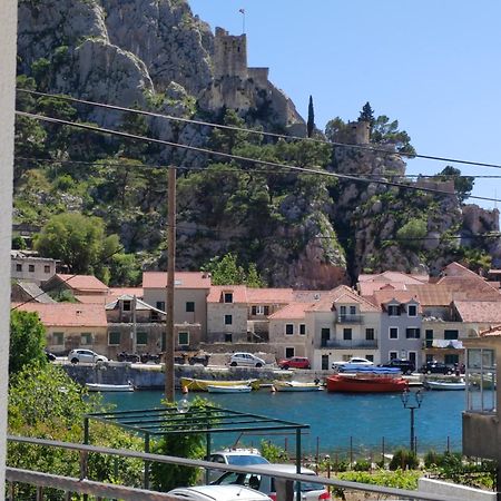 Apartment Navika Omiš Eksteriør billede