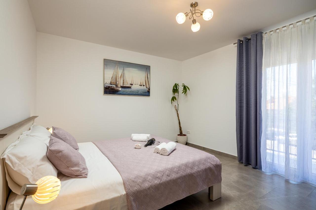 Apartment Navika Omiš Eksteriør billede