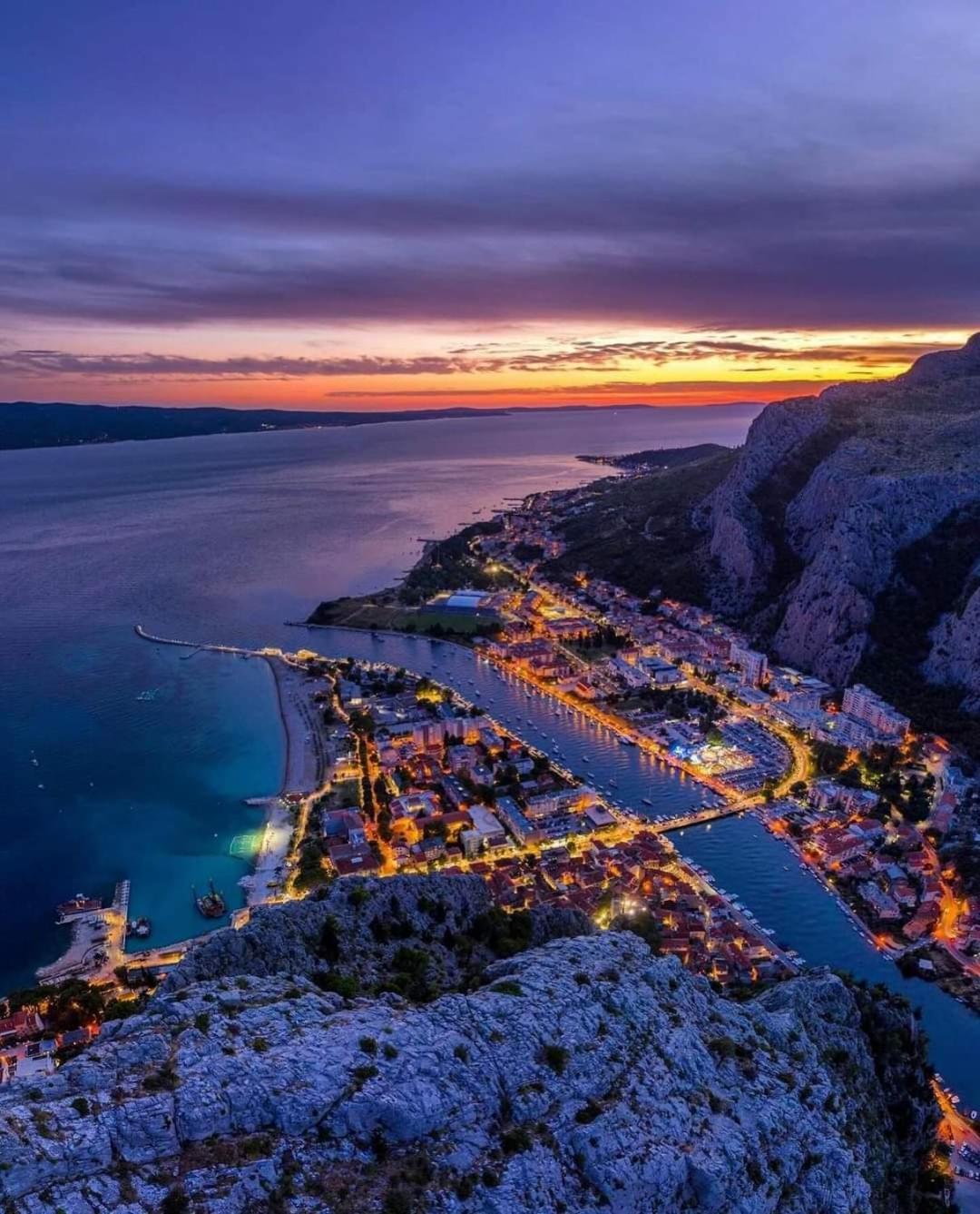 Apartment Navika Omiš Eksteriør billede